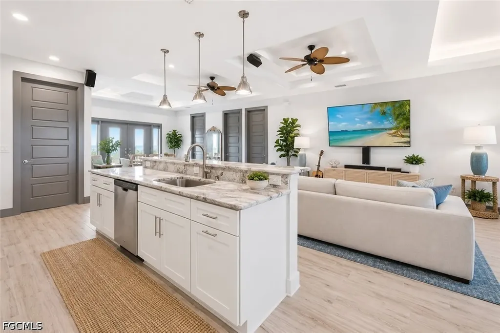 212 SW 20th Street Cape Coral FL 33991