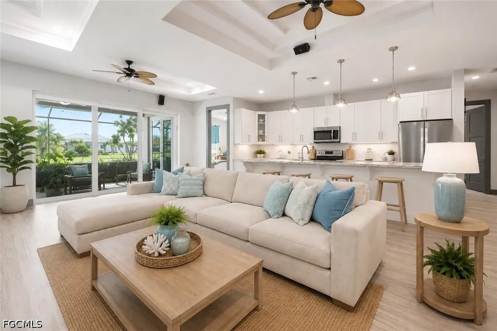 212 SW 20th Street Cape Coral FL 33991
