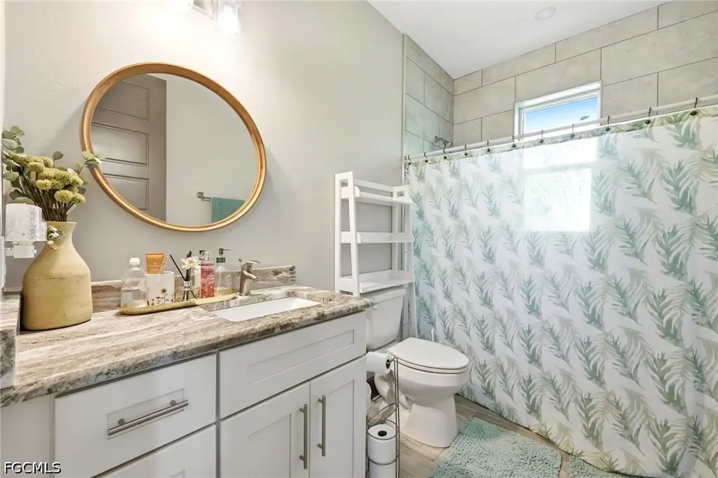 212 SW 20th Street Cape Coral FL 33991