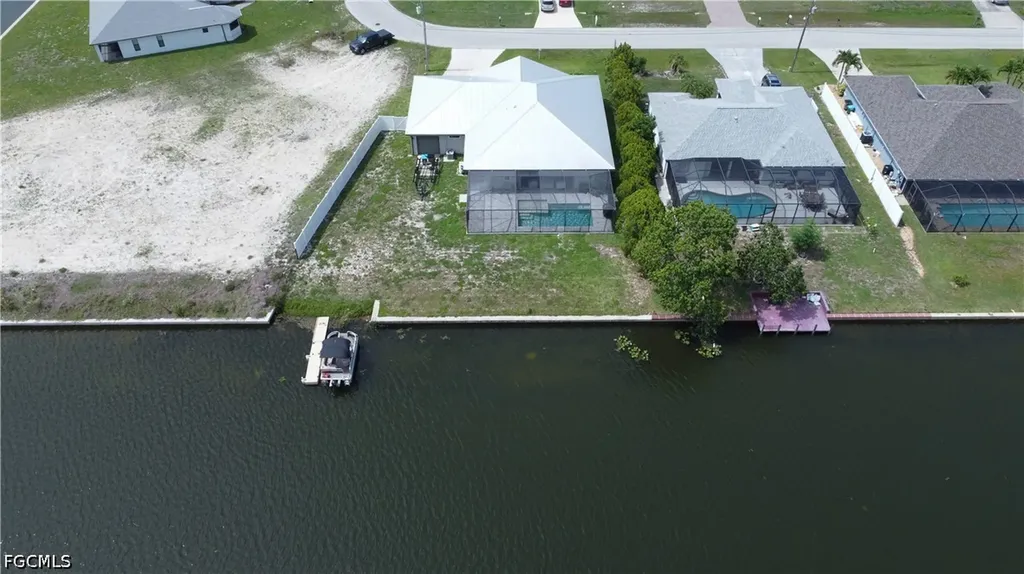 212 SW 20th Street Cape Coral FL 33991