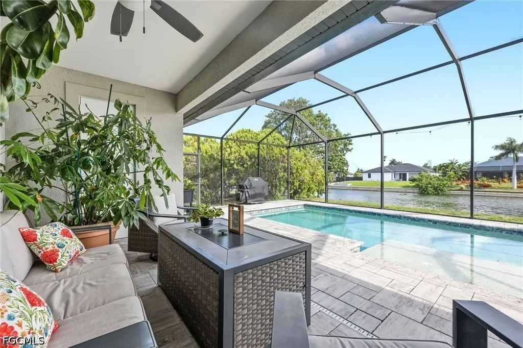 212 SW 20th Street Cape Coral FL 33991