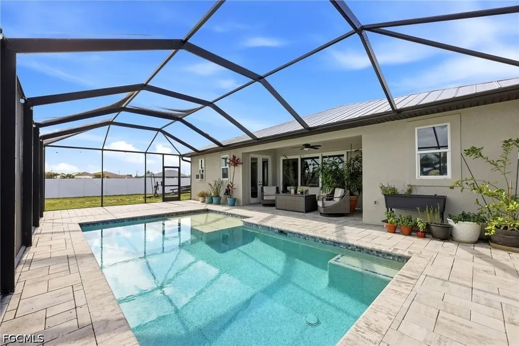 212 SW 20th Street Cape Coral FL 33991