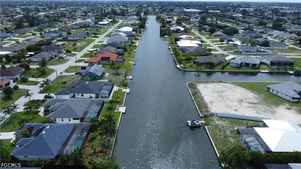 212 SW 20th Street Cape Coral FL 33991