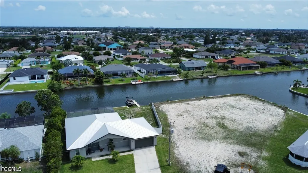 212 SW 20th Street Cape Coral FL 33991