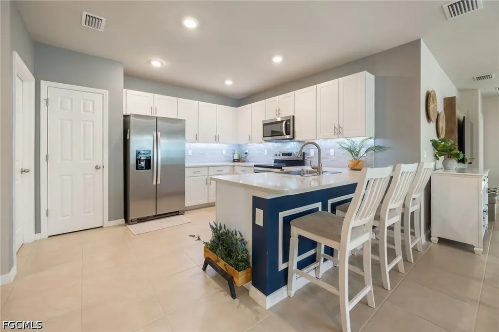 2052 Pigeon Plum Way North Fort Myers FL 33917