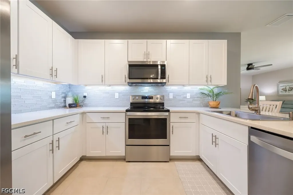 2052 Pigeon Plum Way North Fort Myers FL 33917