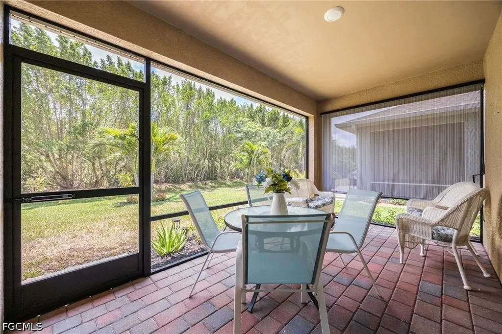 2052 Pigeon Plum Way North Fort Myers FL 33917