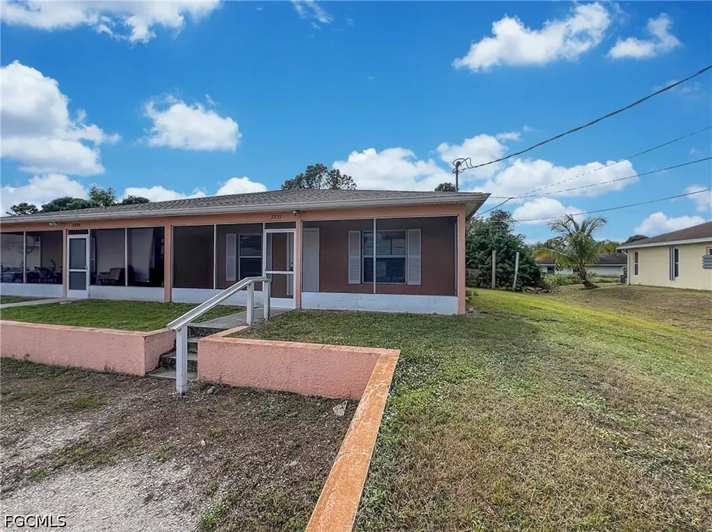 5231 27th Street SW Lehigh Acres FL 33973