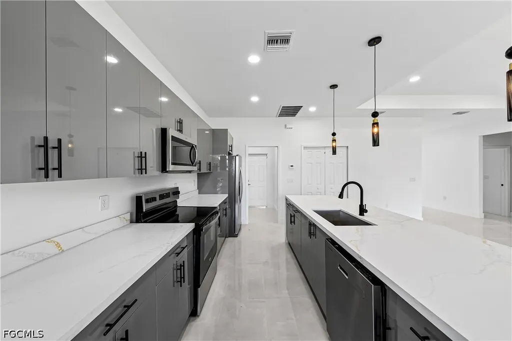 3002 Nora Avenue N Lehigh Acres FL 33971
