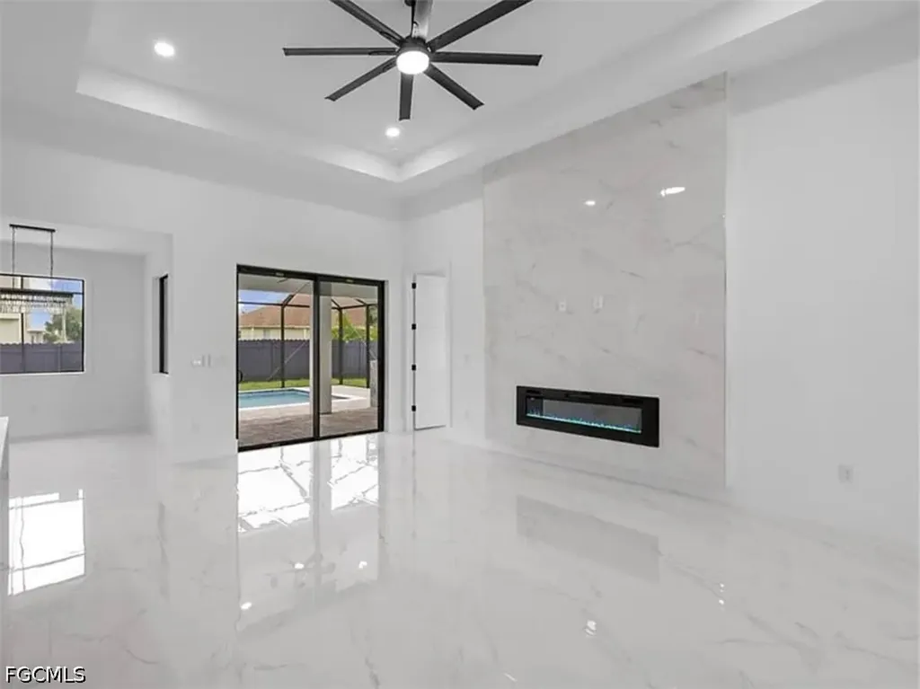 223 SW 22nd Court Cape Coral FL 33991