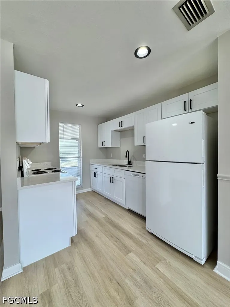 7346 Captiva Boulevard Fort Myers FL 33967