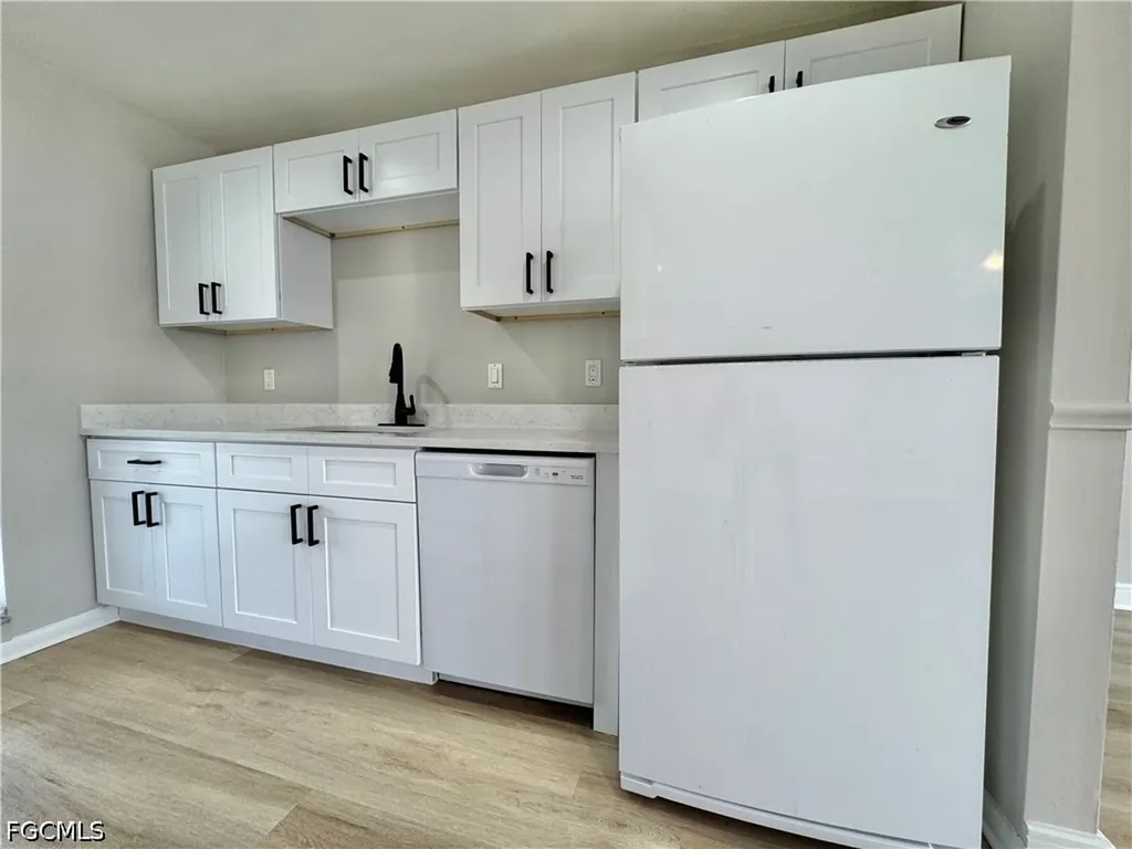 7346 Captiva Boulevard Fort Myers FL 33967
