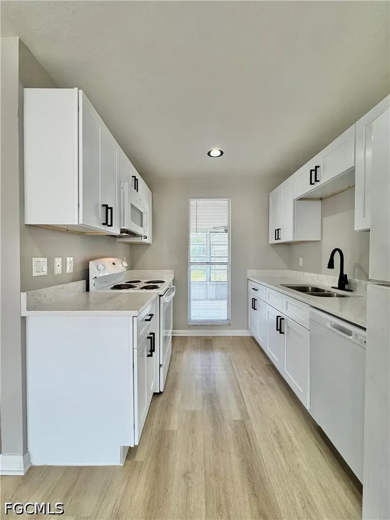 7346 Captiva Boulevard Fort Myers FL 33967