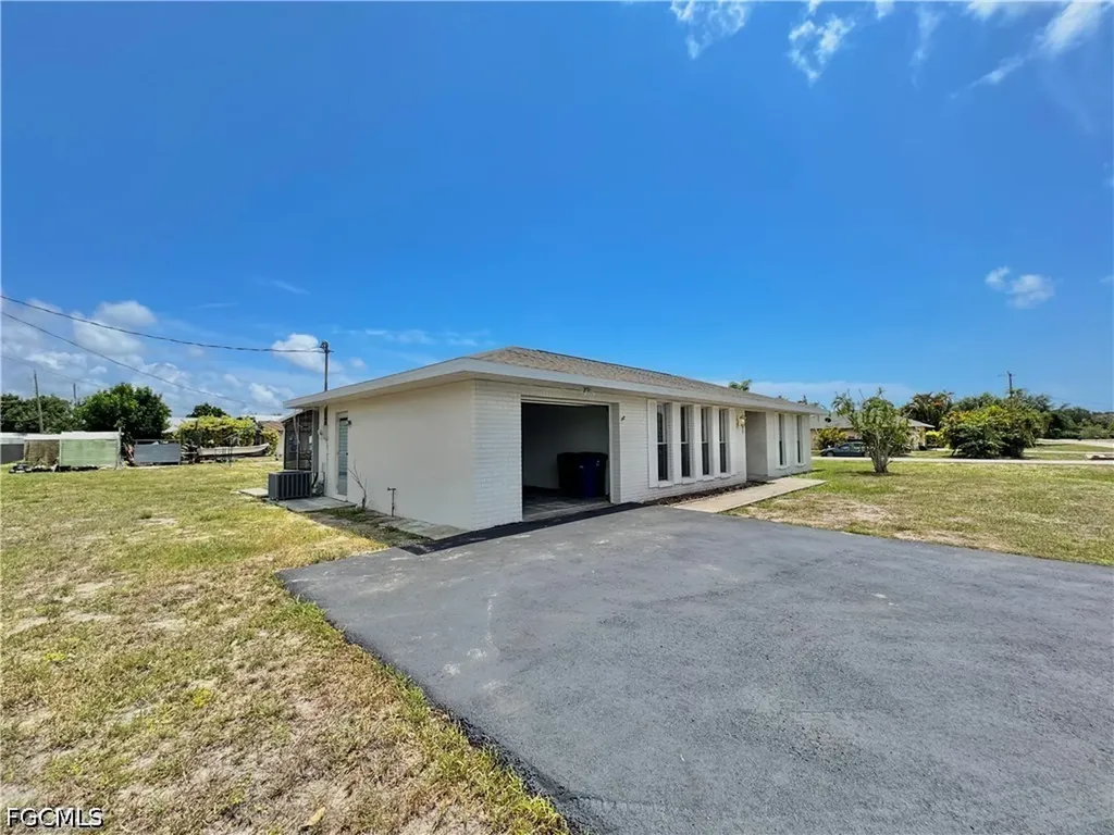 7346 Captiva Boulevard Fort Myers FL 33967