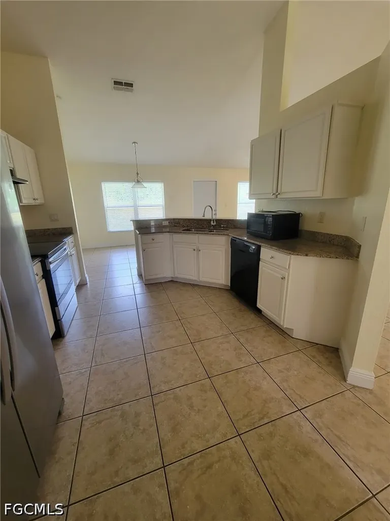 8071 Liriope Loop Lehigh Acres FL 33972