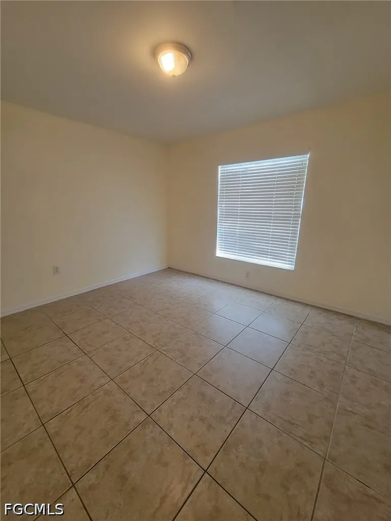 8071 Liriope Loop Lehigh Acres FL 33972