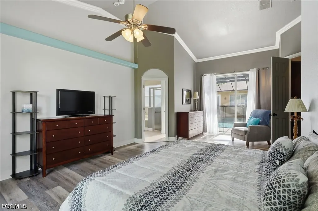 711 Crestline Avenue S Lehigh Acres FL 33974