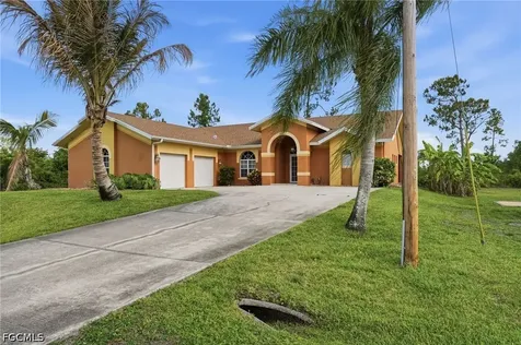 640 Clancy Street E Lehigh Acres FL 33974