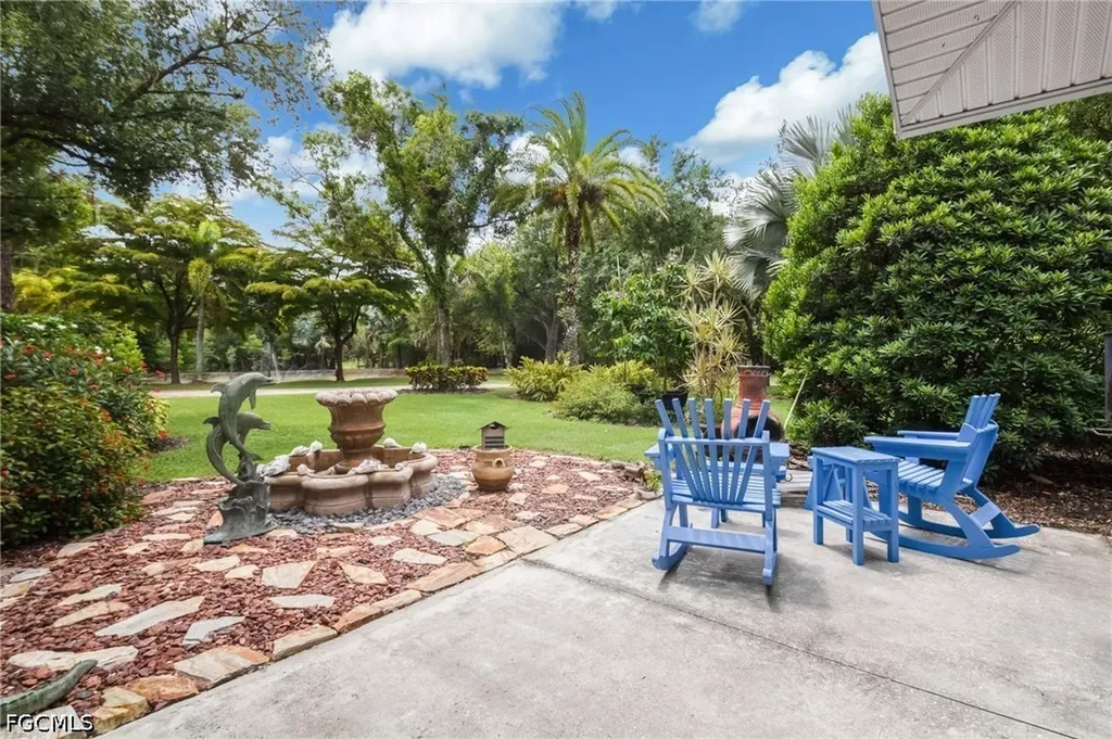 17611 Old Bayshore Road North Fort Myers FL 33917