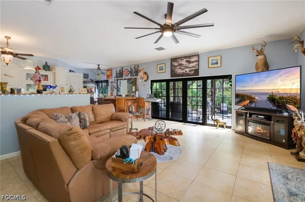 17611 Old Bayshore Road North Fort Myers FL 33917