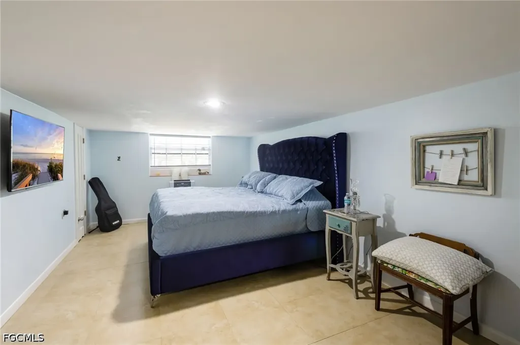17611 Old Bayshore Road North Fort Myers FL 33917