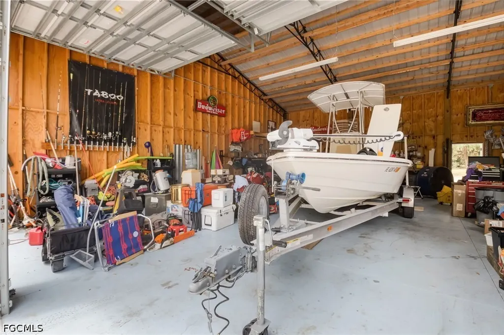 17611 Old Bayshore Road North Fort Myers FL 33917
