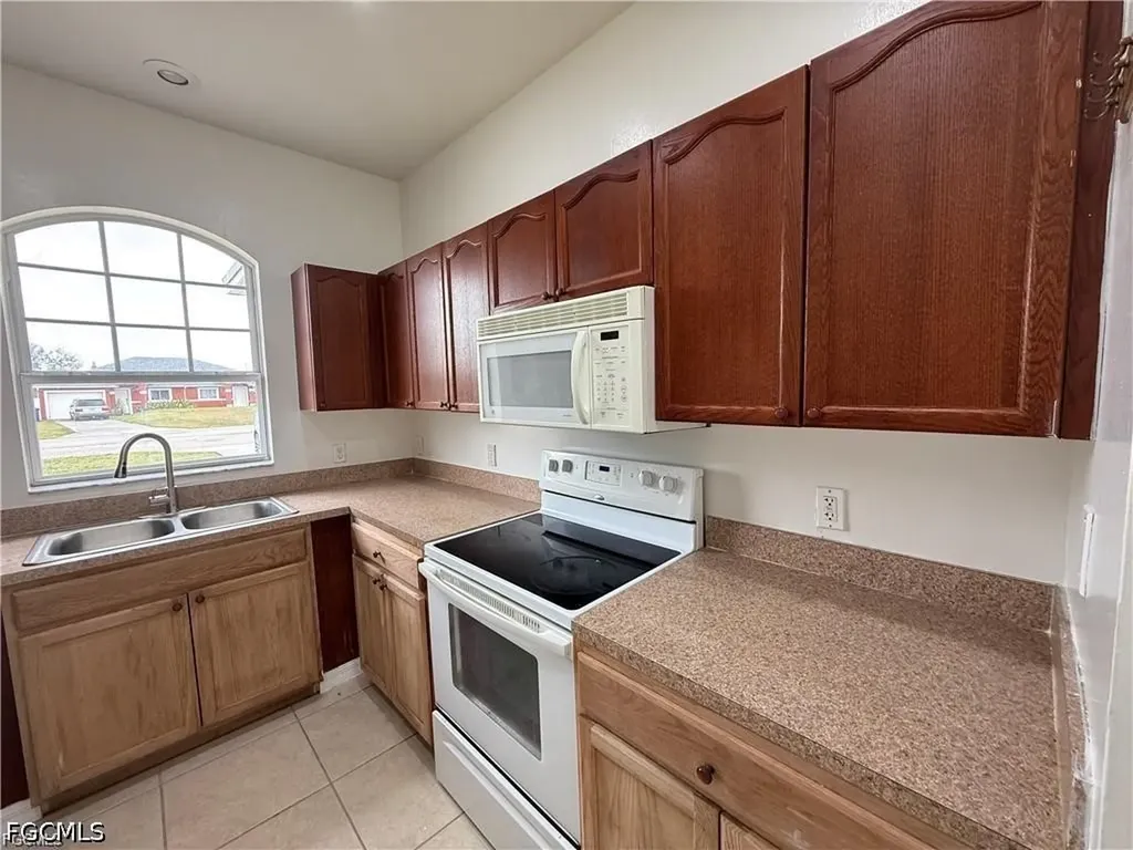 3967 Sunset Road Lehigh Acres FL 33971