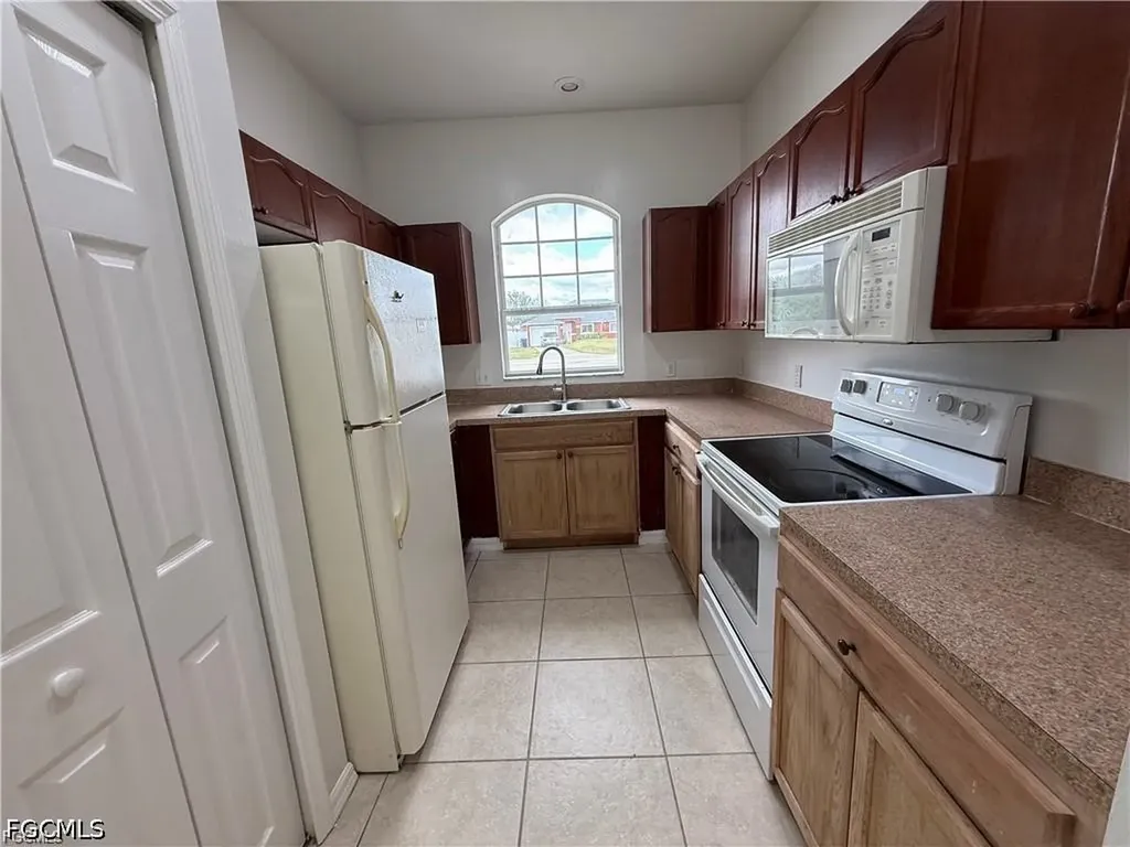 3967 Sunset Road Lehigh Acres FL 33971