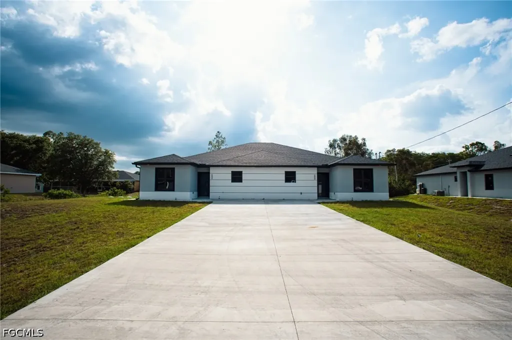 1012-1014 Habershan Avenue Lehigh Acres FL 33974