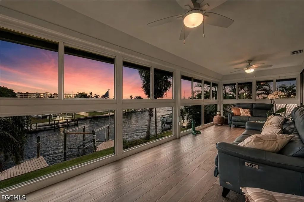 1671 Edith Esplanade Cape Coral FL 33904