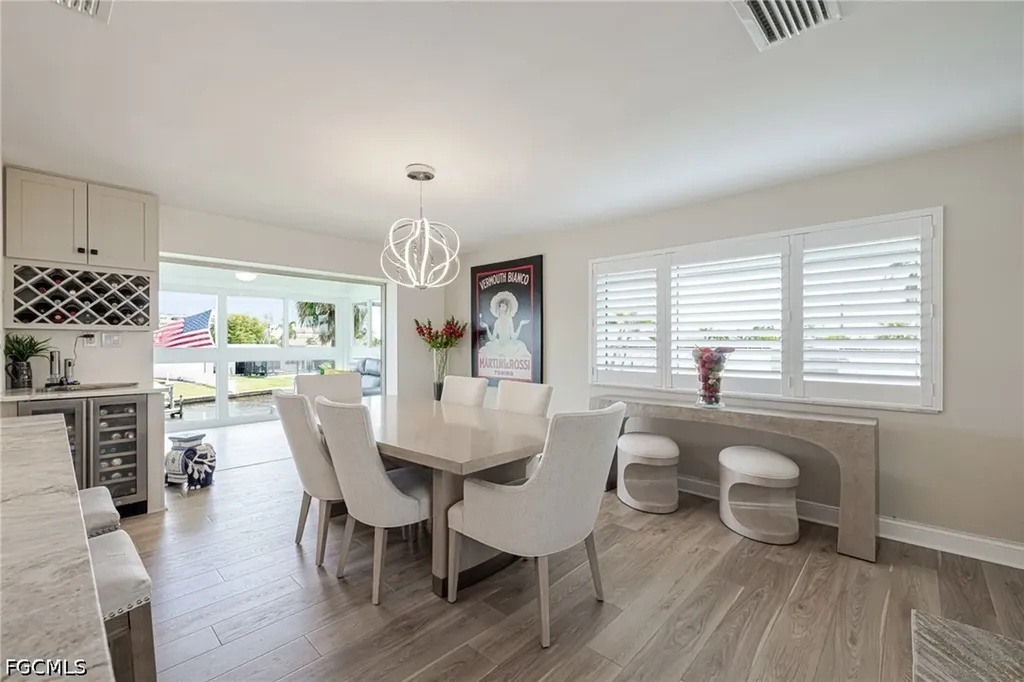 1671 Edith Esplanade Cape Coral FL 33904