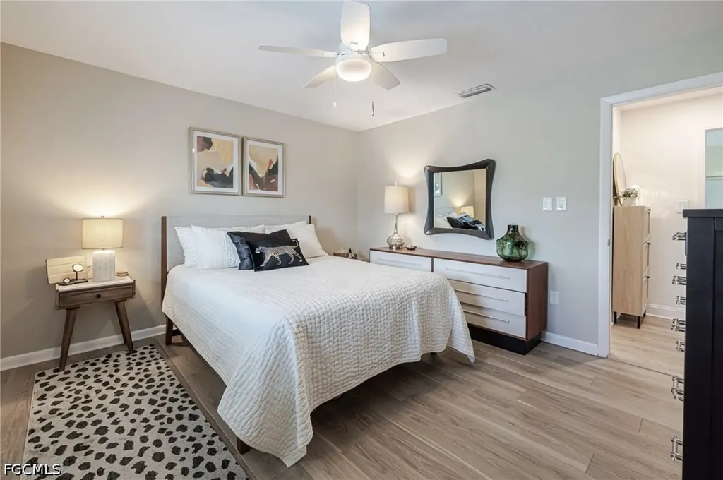 1671 Edith Esplanade Cape Coral FL 33904