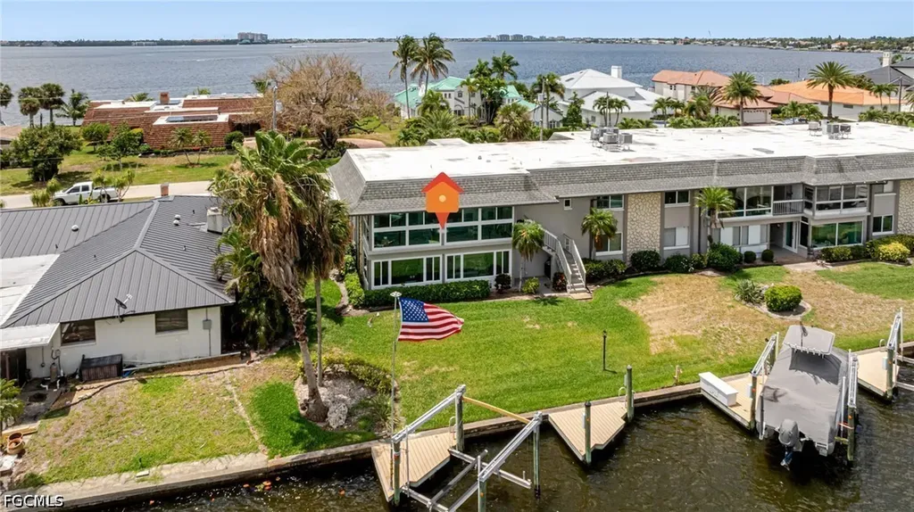 1671 Edith Esplanade Cape Coral FL 33904