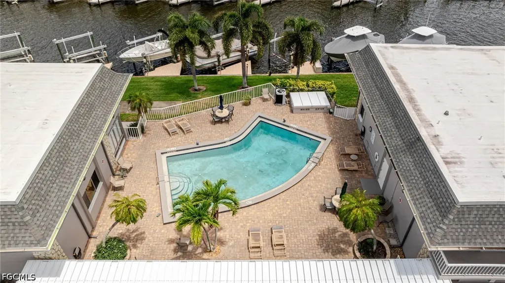 1671 Edith Esplanade Cape Coral FL 33904