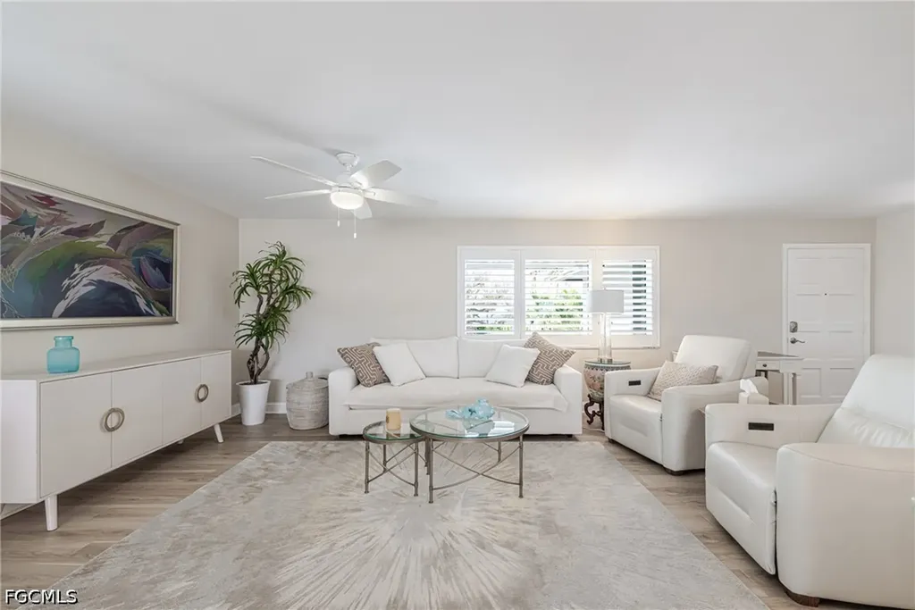 1671 Edith Esplanade Cape Coral FL 33904
