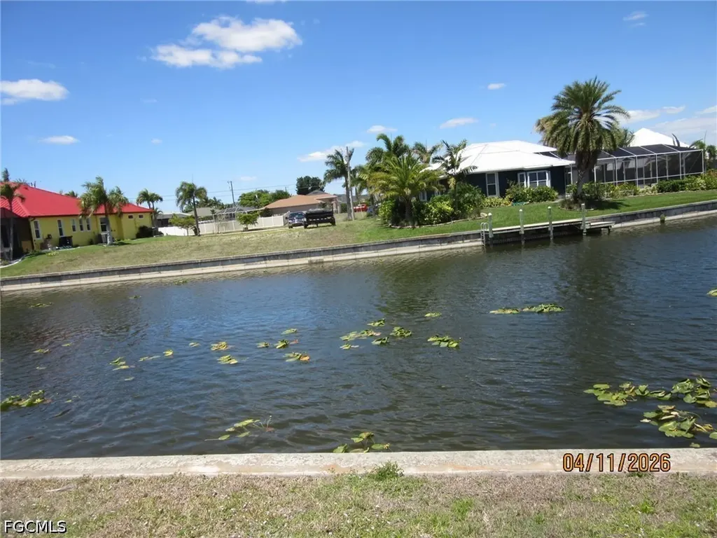1137 SW 37th Street Cape Coral FL 33914