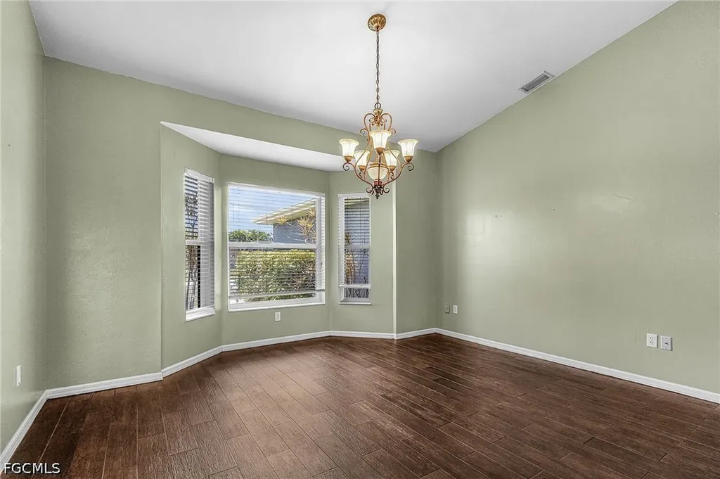 1137 SW 37th Street Cape Coral FL 33914