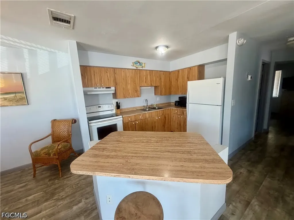 200 Mid Island Drive Fort Myers Beach FL 33931