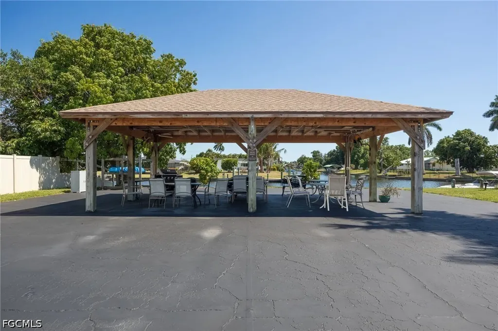 4928 Vincennes Street Cape Coral FL 33904