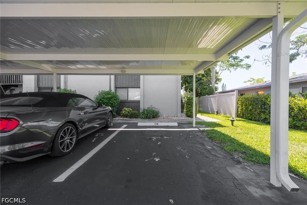 4928 Vincennes Street Cape Coral FL 33904
