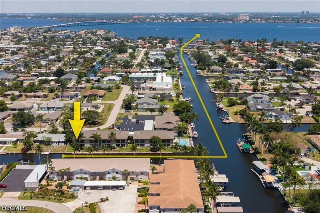 4928 Vincennes Street Cape Coral FL 33904