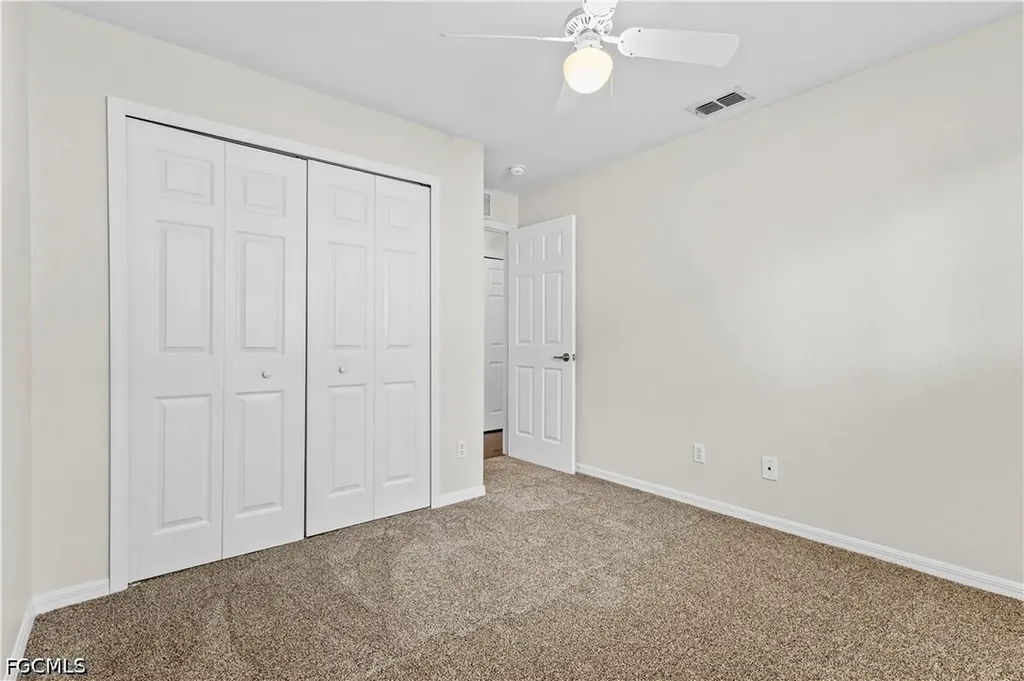 1418 SW 11th Place Cape Coral FL 33991