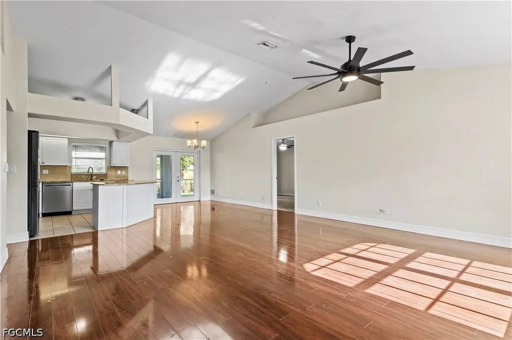1418 SW 11th Place Cape Coral FL 33991