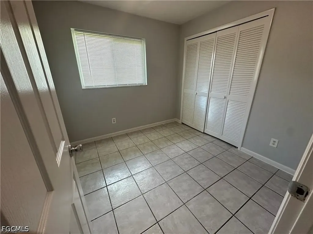 518-520 SE 6th Place Cape Coral FL 33990