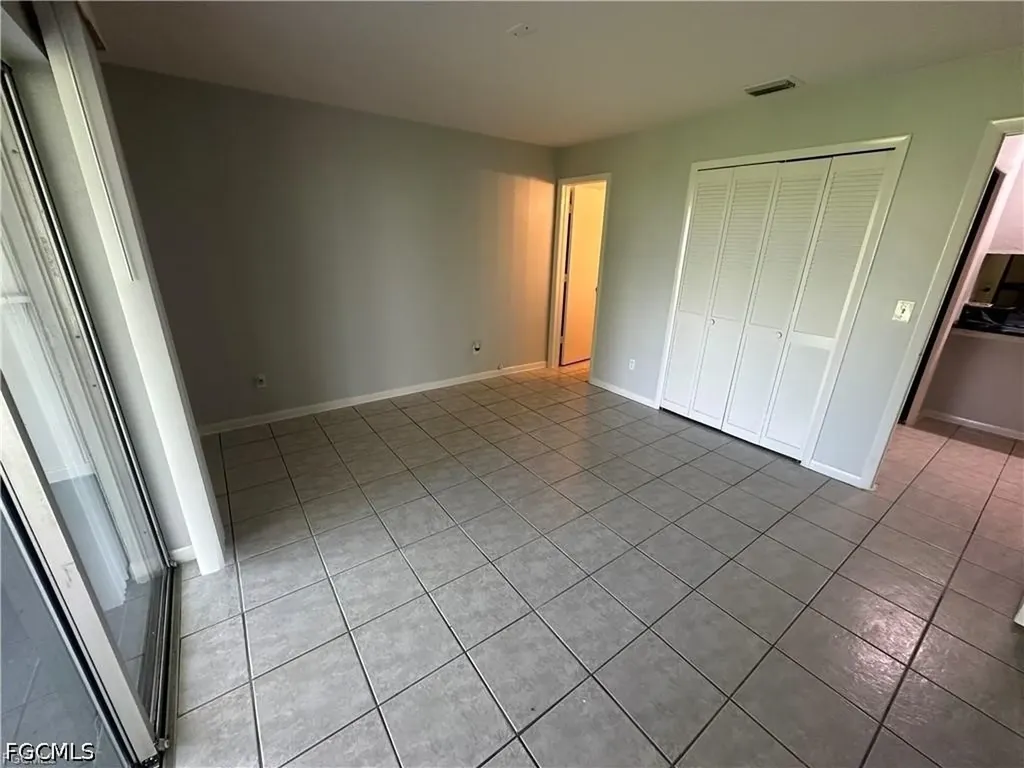 518-520 SE 6th Place Cape Coral FL 33990