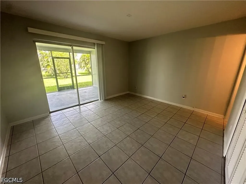 518-520 SE 6th Place Cape Coral FL 33990