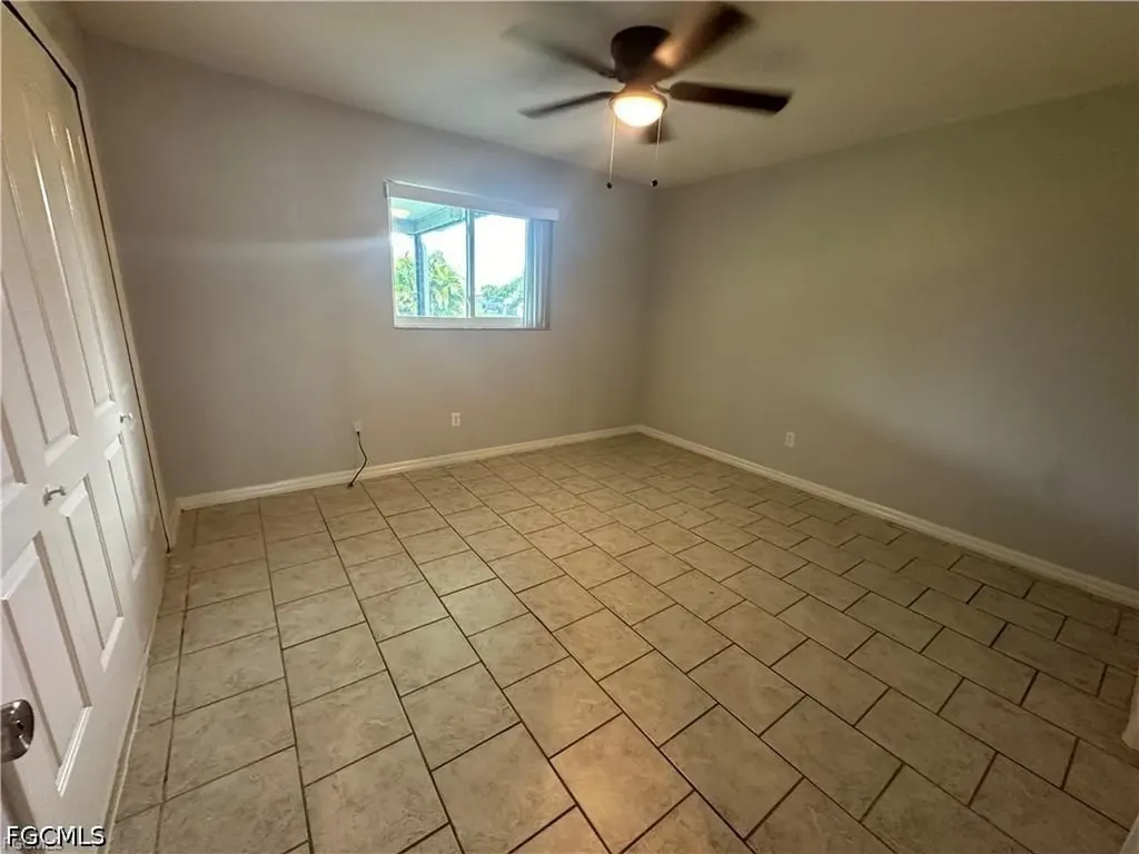 518-520 SE 6th Place Cape Coral FL 33990