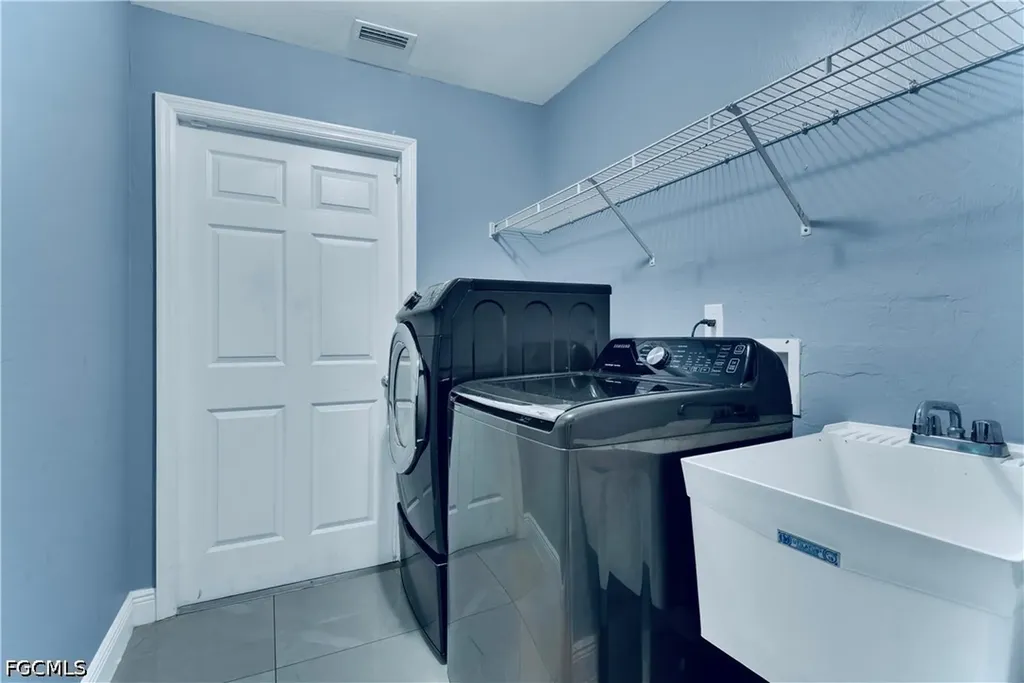 3414 40th Street SW Lehigh Acres FL 33976