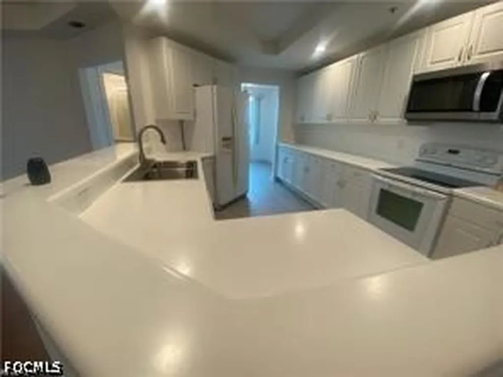 2743 1st Street Fort Myers FL 33916