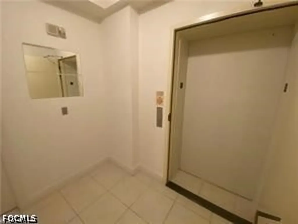2743 1st Street Fort Myers FL 33916